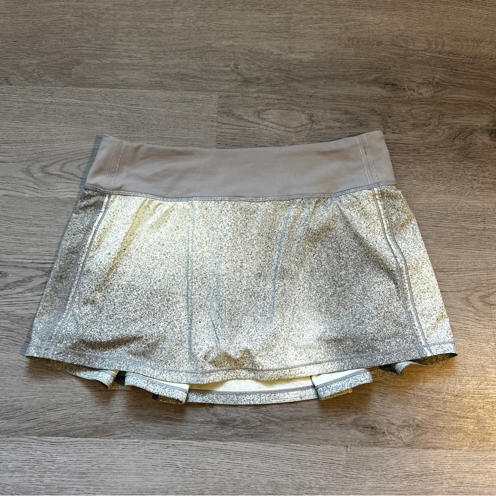Lululemon tennis skort, size 6